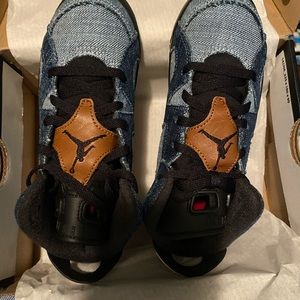 Jordan Retro 6 washed Denim